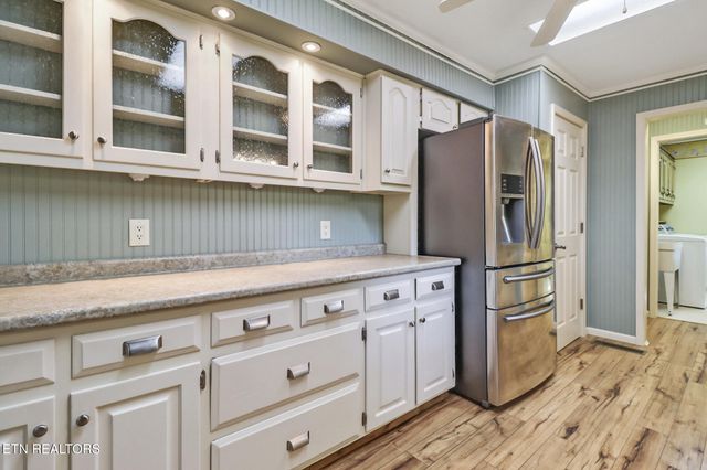 104 Brockhaven Lane, Crossville, TN 38558