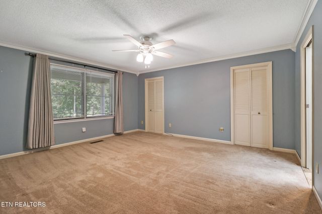 104 Brockhaven Lane, Crossville, TN 38558