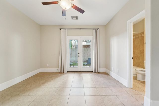 2421 Beall Street, Houston, TX 77008