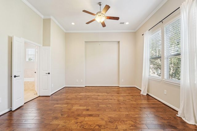 2421 Beall Street, Houston, TX 77008