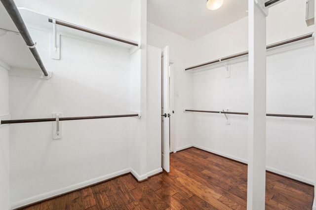 2421 Beall Street, Houston, TX 77008