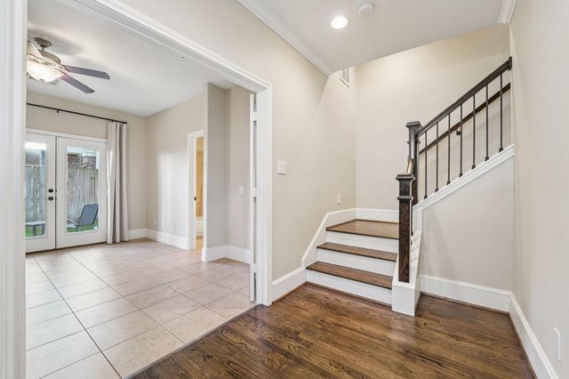 2421 Beall Street, Houston, TX 77008