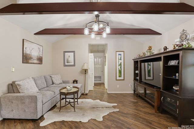 632 Durham, Canyon Lake, TX 78133