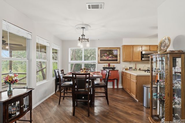 632 Durham, Canyon Lake, TX 78133