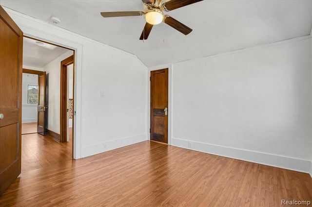 522 N Washington Avenue, Royal Oak, MI 48067