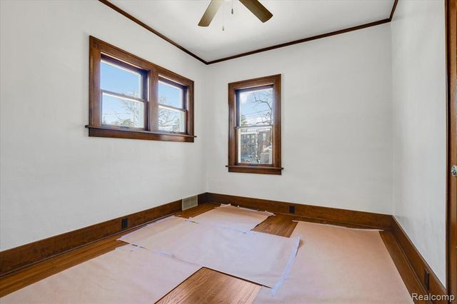 522 N Washington Avenue, Royal Oak, MI 48067
