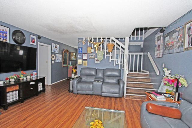 9922 S 66th East Avenue, Tulsa, OK 74133