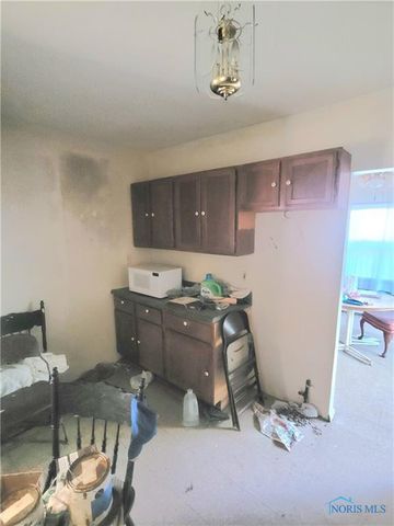 835 Willow Avenue, Toledo, OH 43605