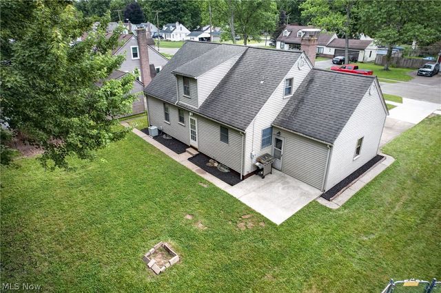 3209 Hermosa Drive, Youngstown, OH 44511
