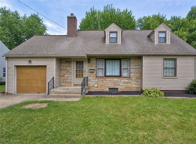 3209 Hermosa Drive, Youngstown, OH 44511