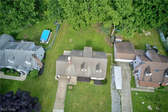 3209 Hermosa Drive, Youngstown, OH 44511