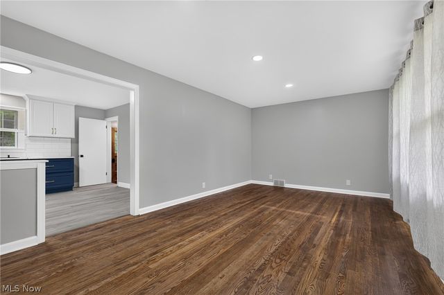 3209 Hermosa Drive, Youngstown, OH 44511