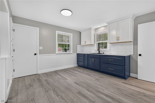 3209 Hermosa Drive, Youngstown, OH 44511