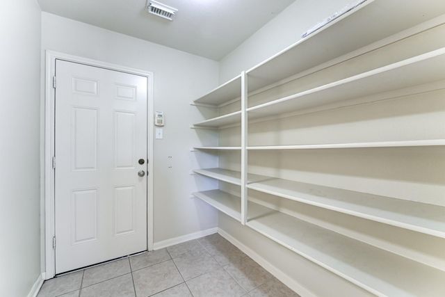 14914 Forest Enclave Lane, Houston, TX 77068