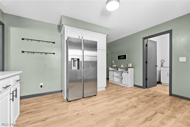 422 N Crown Hill Road, Orrville, OH 44667