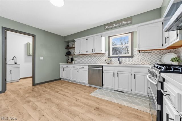 422 N Crown Hill Road, Orrville, OH 44667