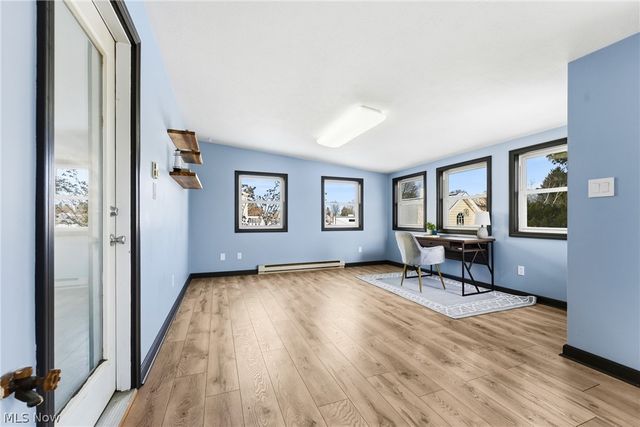 422 N Crown Hill Road, Orrville, OH 44667