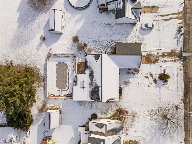 422 N Crown Hill Road, Orrville, OH 44667