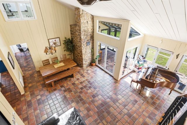 40 Kennel Hill Drive, Beverly, MA 01915