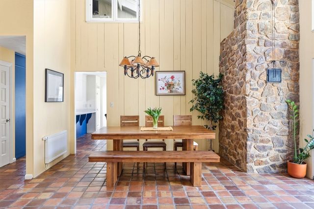 40 Kennel Hill Drive, Beverly, MA 01915