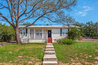 313 LILAC LN, Terrell Hills, TX 78209