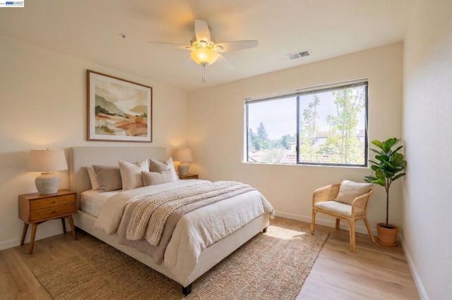 21103 Gary 318A, Castro Valley, CA 94546
