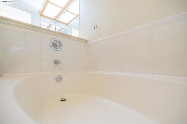 21103 Gary 318A, Castro Valley, CA 94546