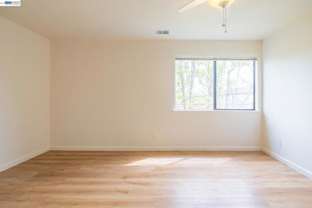 21103 Gary 318A, Castro Valley, CA 94546