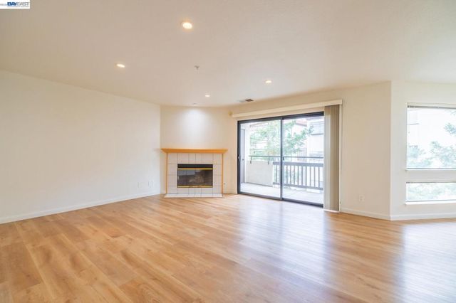 21103 Gary 318A, Castro Valley, CA 94546