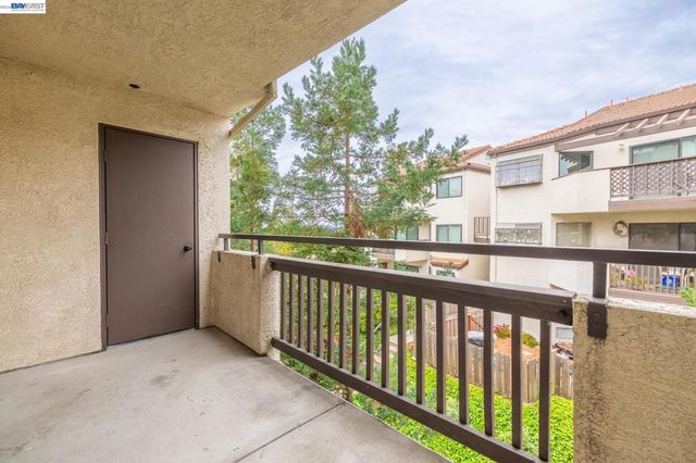 21103 Gary 318A, Castro Valley, CA 94546