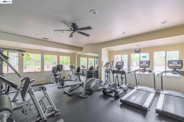 21103 Gary 318A, Castro Valley, CA 94546
