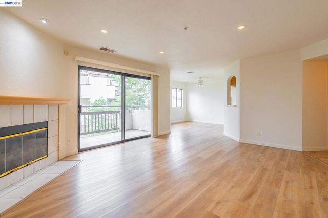 21103 Gary 318A, Castro Valley, CA 94546