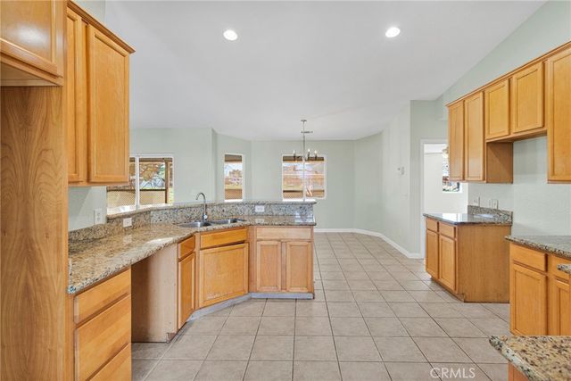 15876 Dale Evans, Apple Valley, CA 92307