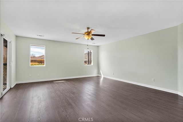 15876 Dale Evans, Apple Valley, CA 92307
