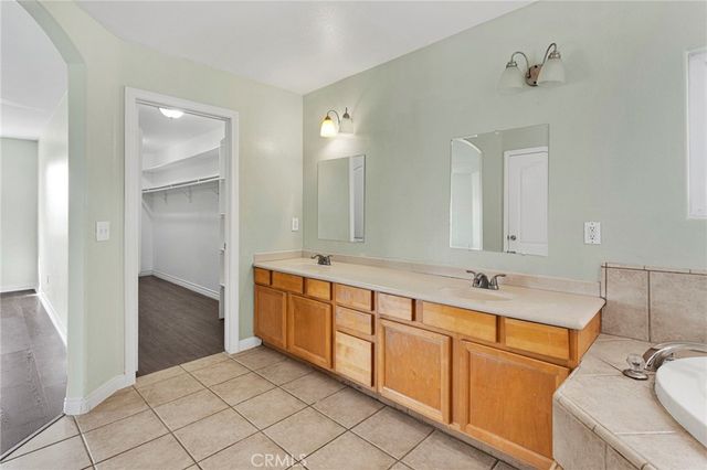 15876 Dale Evans, Apple Valley, CA 92307