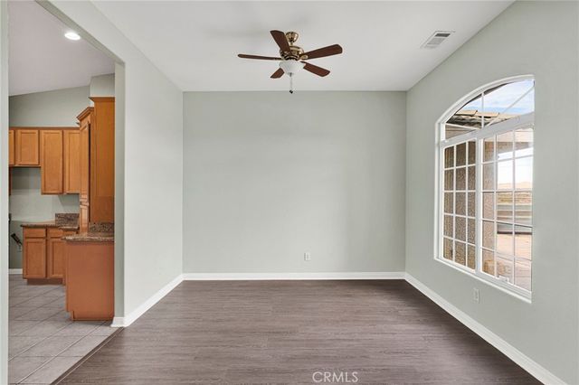 15876 Dale Evans, Apple Valley, CA 92307