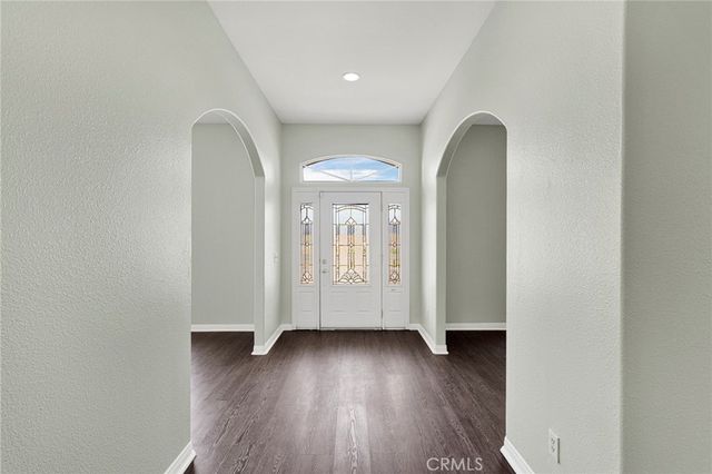 15876 Dale Evans, Apple Valley, CA 92307