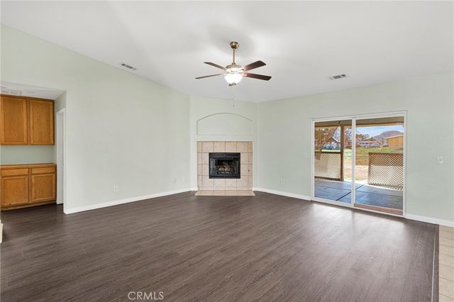 15876 Dale Evans, Apple Valley, CA 92307