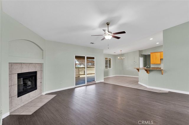 15876 Dale Evans, Apple Valley, CA 92307