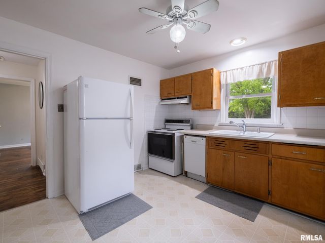 1501 W MARLENE Avenue, Peoria, IL 61614