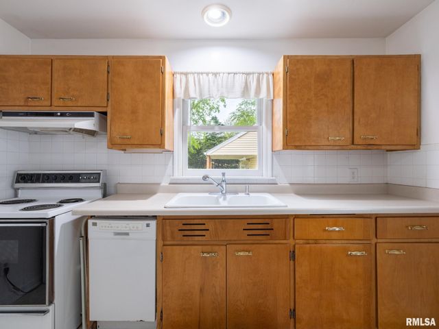1501 W MARLENE Avenue, Peoria, IL 61614