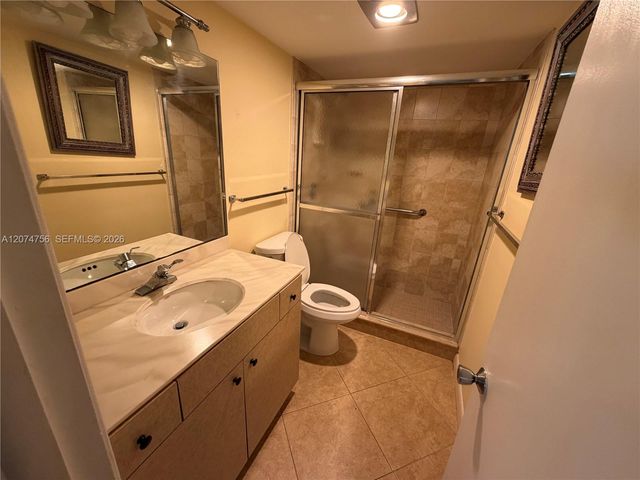 4242 Deste Court 304, Lake Worth, FL 33467