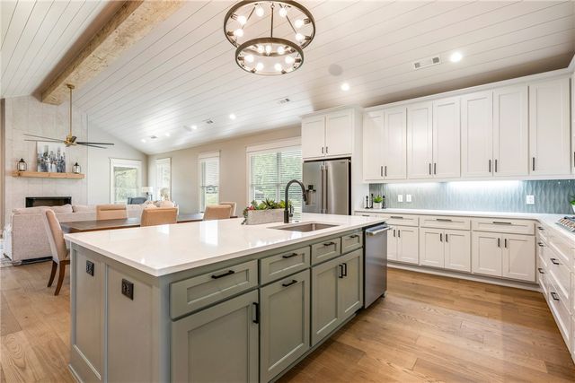 6803 SW Brilliance Terrace, Bentonville, AR 72713