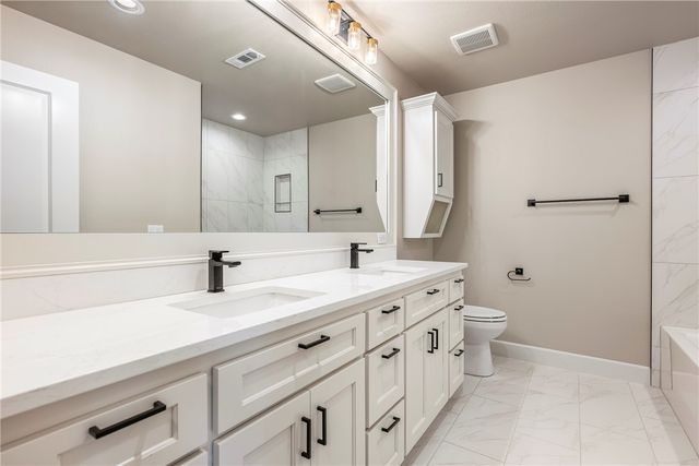 6803 SW Brilliance Terrace, Bentonville, AR 72713