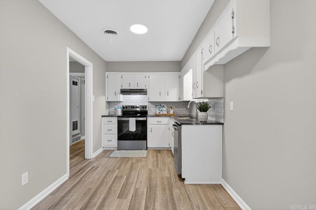 1208 Lee Street, Jacksonville, AR 72076