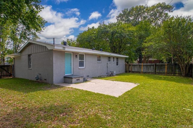 1208 Lee Street, Jacksonville, AR 72076