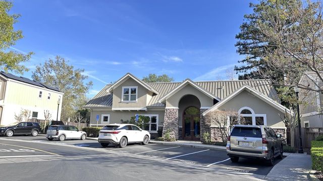 135 Creekside Village Drive, Los Gatos, CA 95032