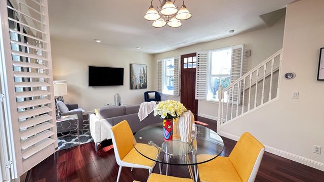 135 Creekside Village Drive, Los Gatos, CA 95032