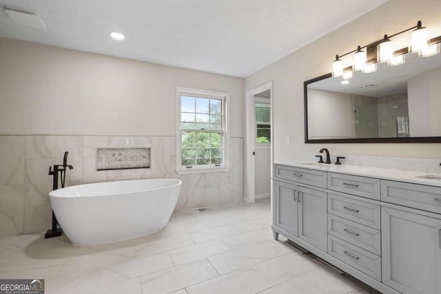 3995 Manson Avenue SE, Smyrna, GA 30082