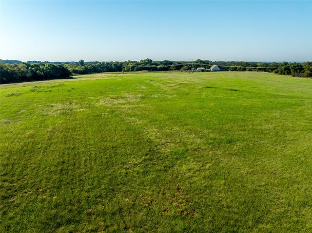 702 Old Reunion Road, Decatur, TX 76234